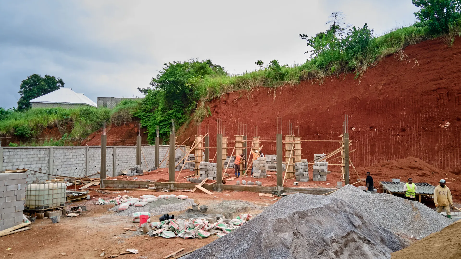 NEW VISION SARL - terrain